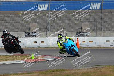 media/Nov-26-2022-Fastrack Riders (Sat) [[b001e85eef]]/Level 2/Session 3 Outside Turn 9/